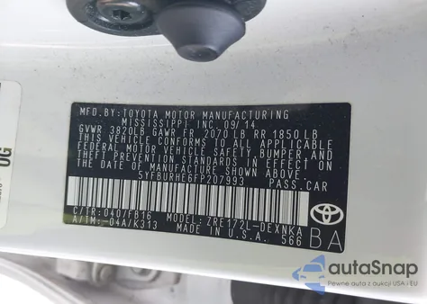 2015 Toyota Corolla Le Plus z USA, uszkodzony, nr VIN 5YFBURHE6FP207993